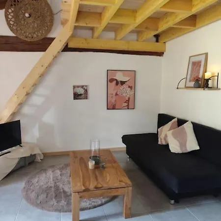 Le A L Ombre Du Coteau Daire *