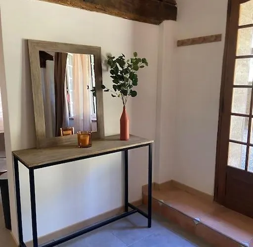 Le à L Ombre Du Coteau Auriébat